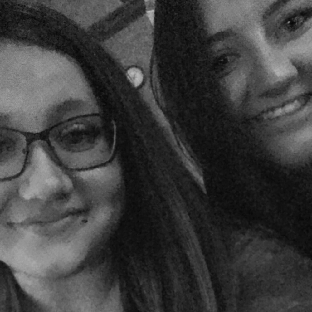 Meet your Posher, Alyx